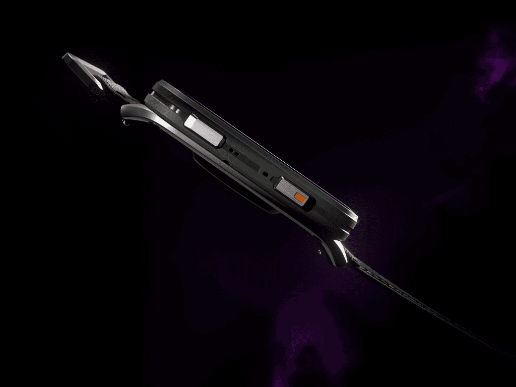 Boitier de la Garmin Venu X1 en titane de 8mm d'épaisseur avec son écran AMOLED carré